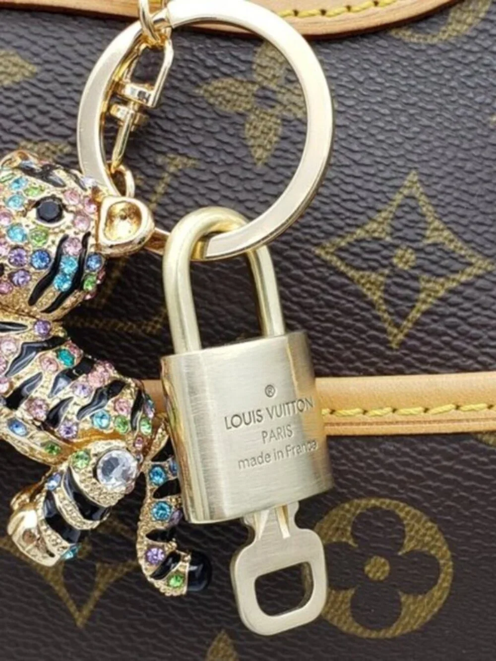 Authentic Louis Vuitton Gold Padlock 🔒 Key Set w/ Unbranded Tiger Bag Charm